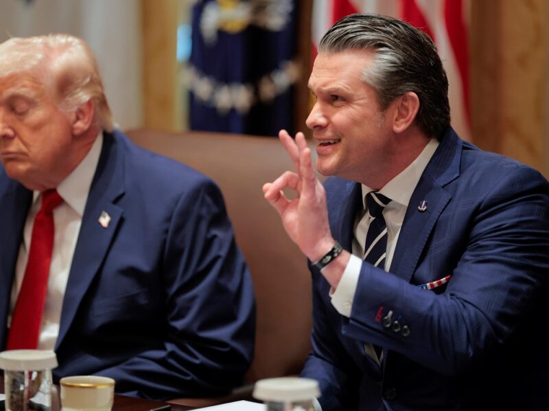 Глава Пентагону торгував акціями перед нападом на Іран – ЗМІ