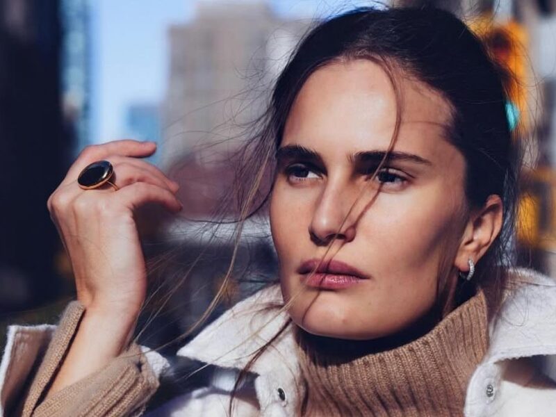 “Гола” обкладинка: українська модель прикрасила свіжий випуск Elle