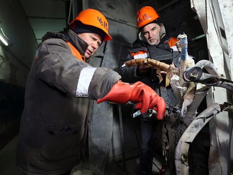 Графіки повертаються. Чому світло в дефіциті