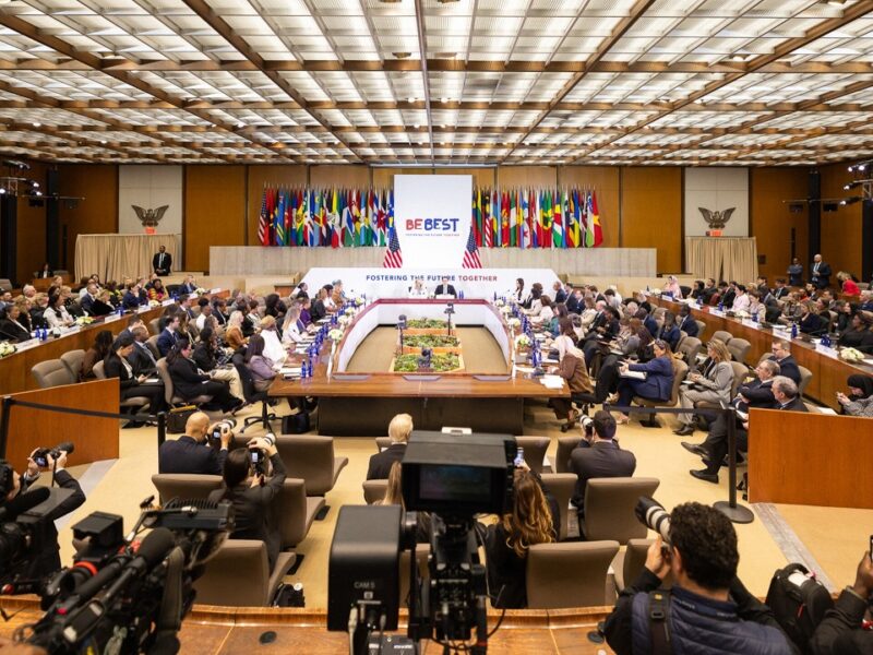 Перша леді прибула до США та взяла участь у саміті глобальної коаліції «Виховання майбутнього разом»