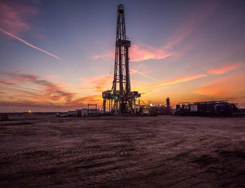 Ірак скоротив видобуток нафти на 60% – ЗМІ