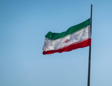 Іран пригрозив замінувати Перську затоку