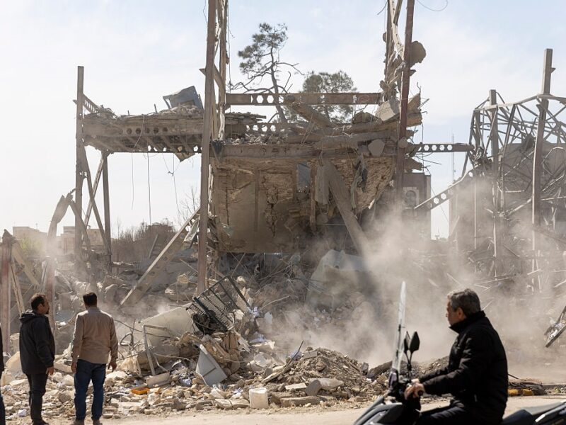 Ізраїль за ніч скинув понад 80 бомб на збройові заводи в Тегерані