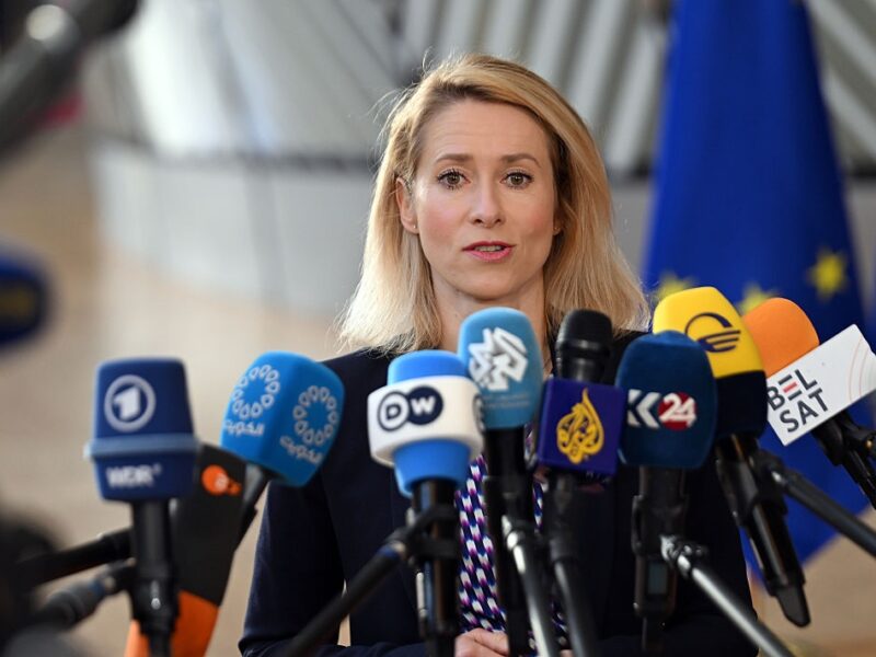 Каллас закликала “дотиснути” Угорщину щодо кредиту Україні