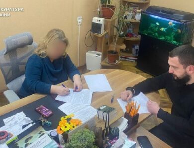 Катування дитини у Києві: соцпрацівниці загрожує до п’яти років