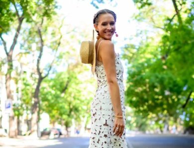 Катя Осадча похвалилася своїми найдивнішими капелюхами