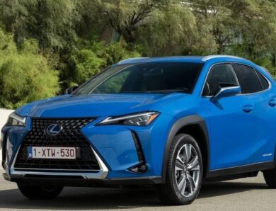 Lexus знімає з виробництва свій перший електромобіль