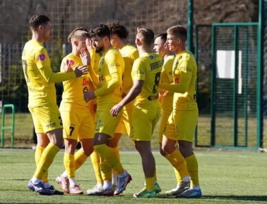 ЛНЗ хибив на пенальті, і в Кубку України в полуфінал пройшла Буковина