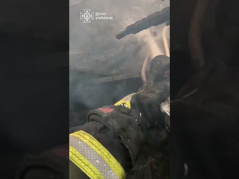 Fpv-дрон влучив прямо у дев’ятиповерхівку на Донеччині!