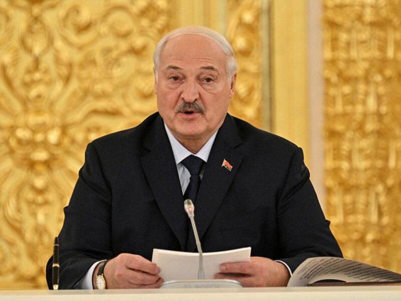 Лукашенко анонсував “велику угоду” зі США