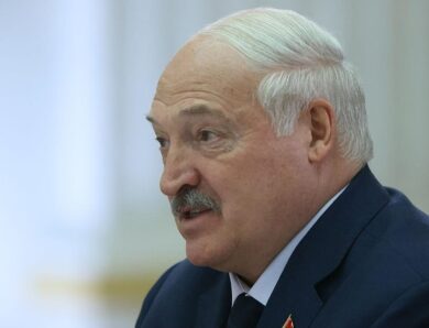Лукашенко назвав умову для “застосування Орєшніка”
