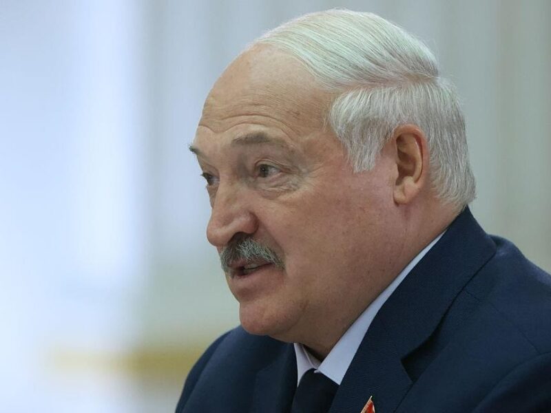 Лукашенко назвав умову для “застосування Орєшніка”