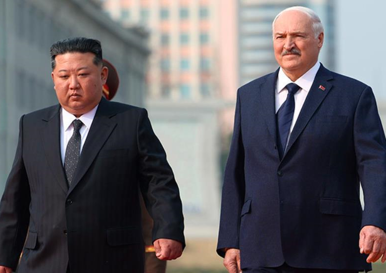 Лукашенко приїхав до Кім Чен Ина: домовилися про “дружбу та співпрацю”