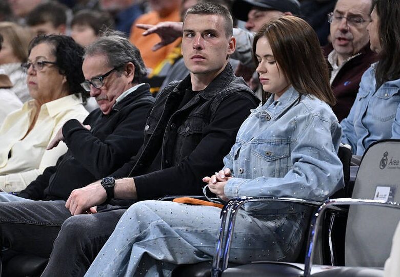 Лунін дивиться баскетбол, а не футбол: воротар Реала пропустив матч збірної