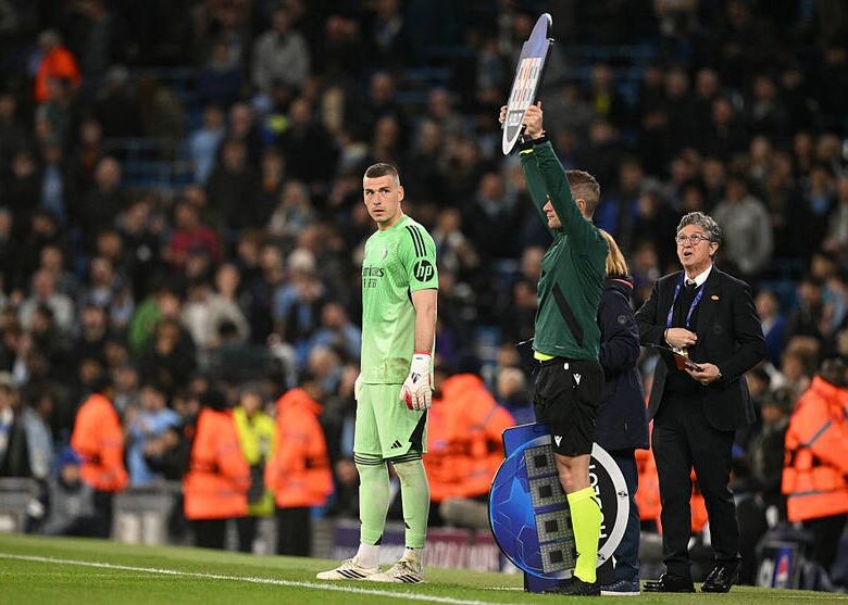 Лунін зіграв другий тайм у поєдинку з Манчестер Сіті