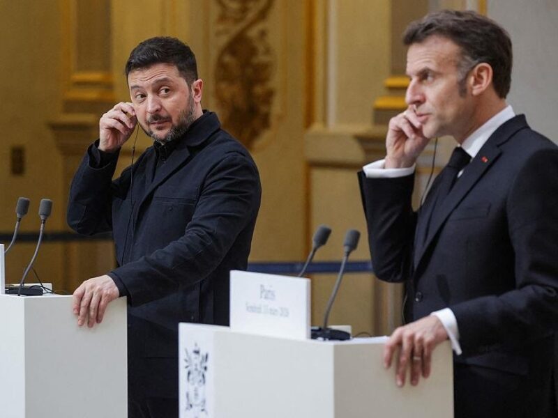 Макрон зробив заяву щодо Дружби і 90 млрд євро