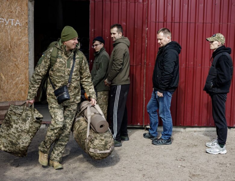 Мають всі. У ВР придумали, як шукатимуть ухилянтів