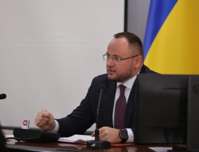Мер Луцька пішов у відставку