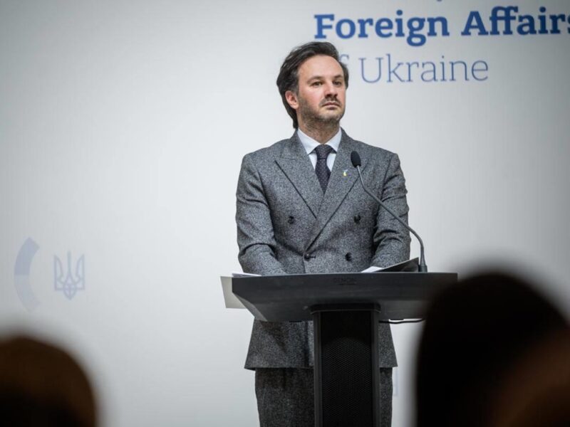 МЗС відреагувало на газовий шантаж Орбана