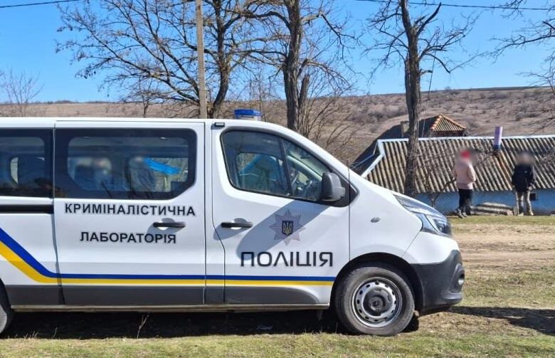 На Одещині чоловік вистрілив із рушниці у собаку з цуценятами