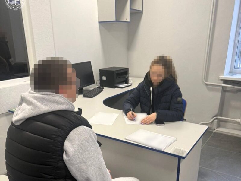 На Полтавщині 12-річна народила дитину після зґвалтування