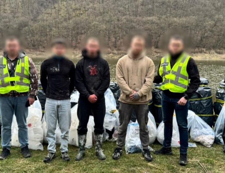 На Прикарпатті юнаки налагодили масштабне нарковиробництво