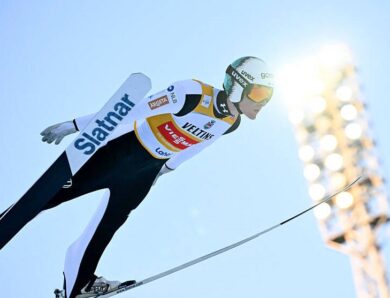 На шляху до рекорду на трампліні у Превца стали лижі