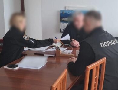 На Житомирщині гендиректора лікарні затримали при отриманні “відкату”