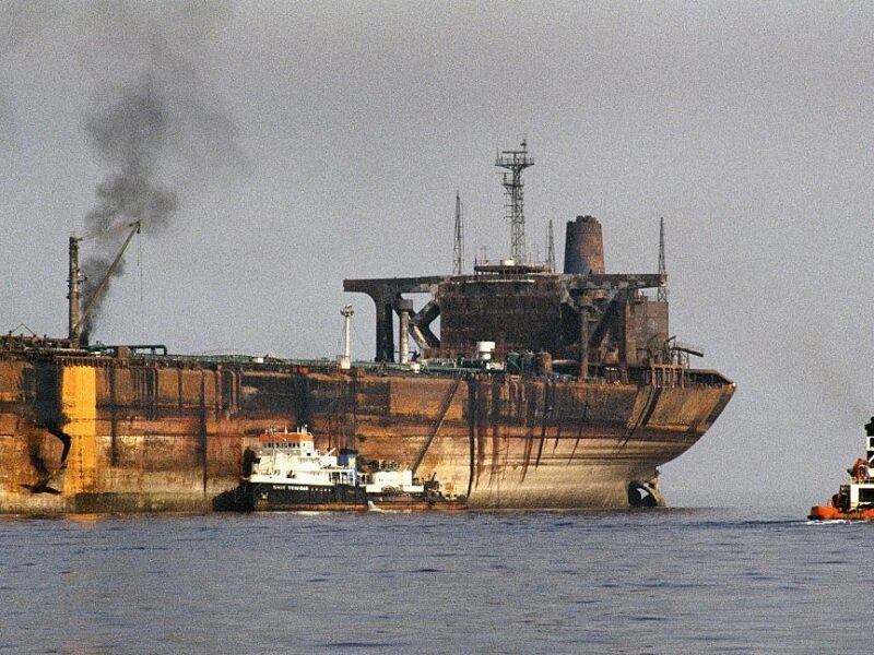 Нафта дорожчає на новинах з Близького Сходу