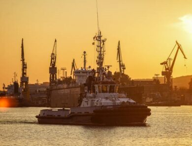 Нафта РФ повертається: США призупинили санкції