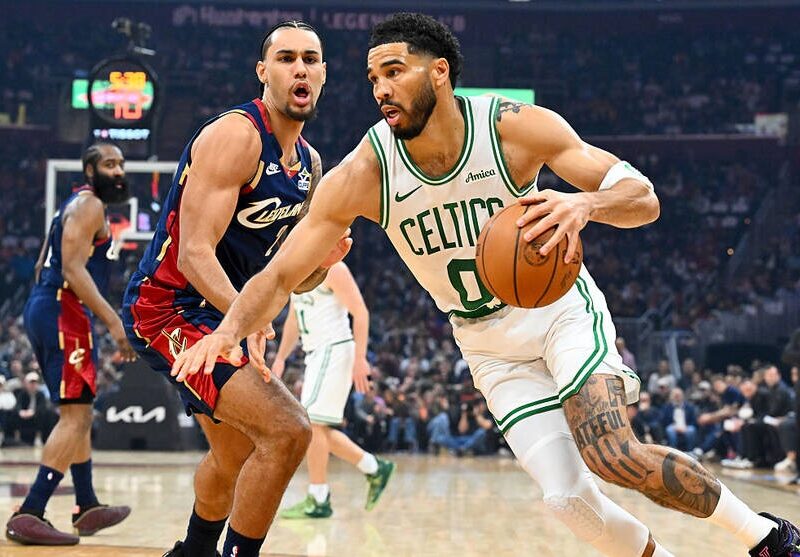 НБА: перемога Лейкерс та поразка Клівленда