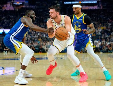 НБА: розгром Голден Стейт та поразка без Михайлюка