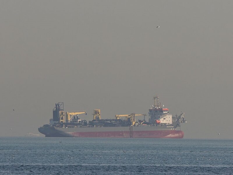 Неподалік від берегів Кувейту стався вибух на нафтовому танкері