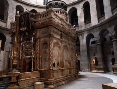 Нетаньягу не пустив католиків до храму Гробу Господнього у Вербну неділю