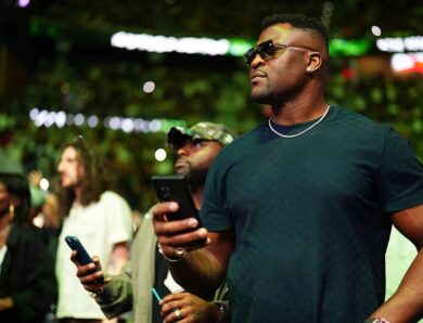 Нганну звинуватив Усика у зриві його бою