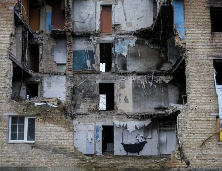 Обличчя без маски: журналісти назвали ім’я Бенксі