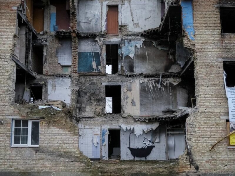 Обличчя без маски: журналісти назвали ім’я Бенксі