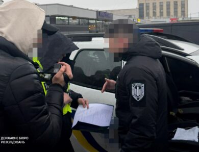 Офіцера ТЦК викрили на хабарі у $4 тисячі