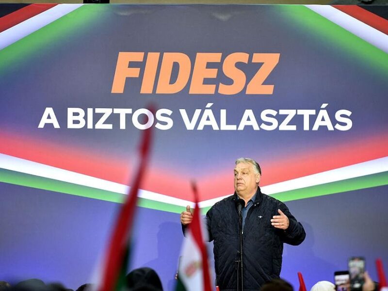 Опитування пророкують поразку кандидатам Орбана в частині округів