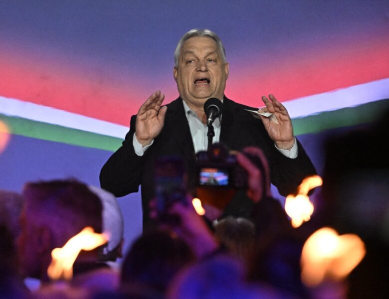 Орбан зчинив істерику через опозиційних мітингарів