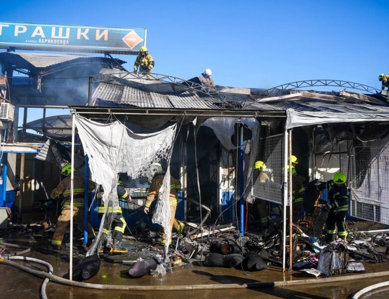 Під Одесою горів ринок Сьомий кілометр