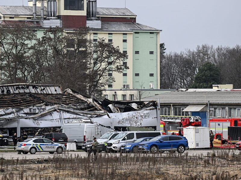 Підпал заводу у Чехії: підозрювані висунули ультиматум компанії-власнику