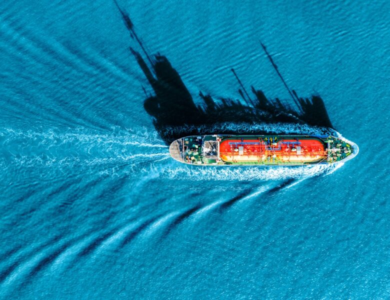 Покупці СПГ масово переорієнтовуються з Катару на США