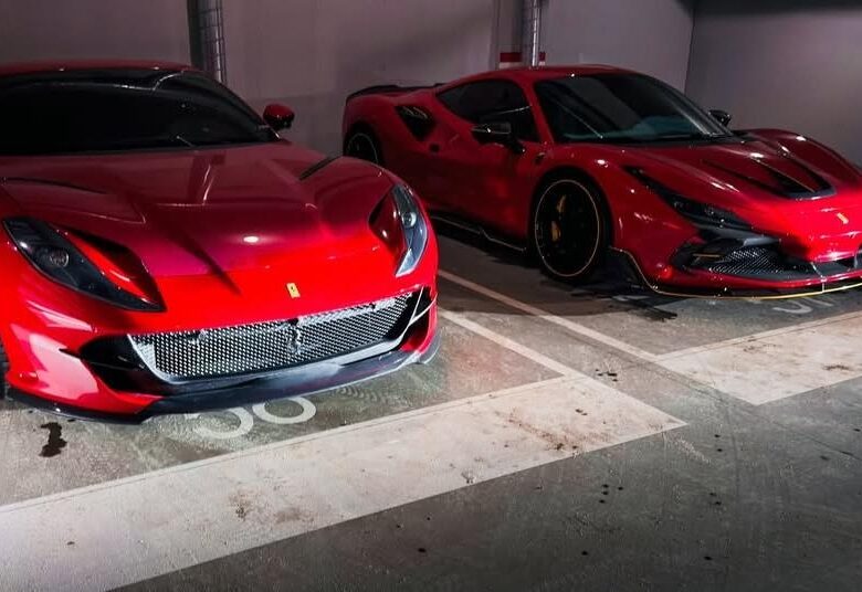 Понад $500 000. У Києві помітили паркінг з ексклюзивними Ferrari