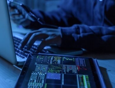 Пошту директора ФБР зламали іранські хакери, зливши дані за 10 років