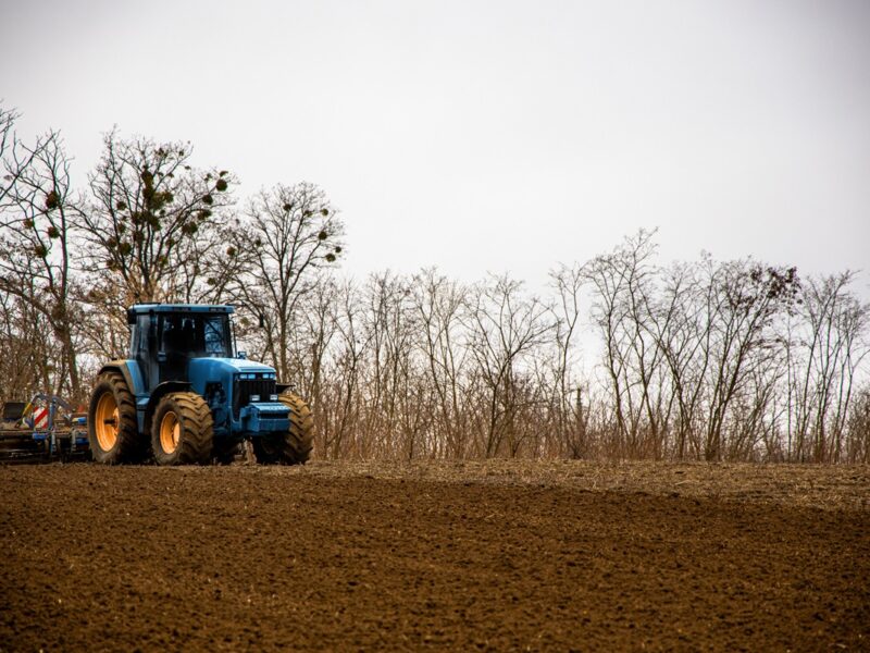 Посівна в Україні стартує із затримкою