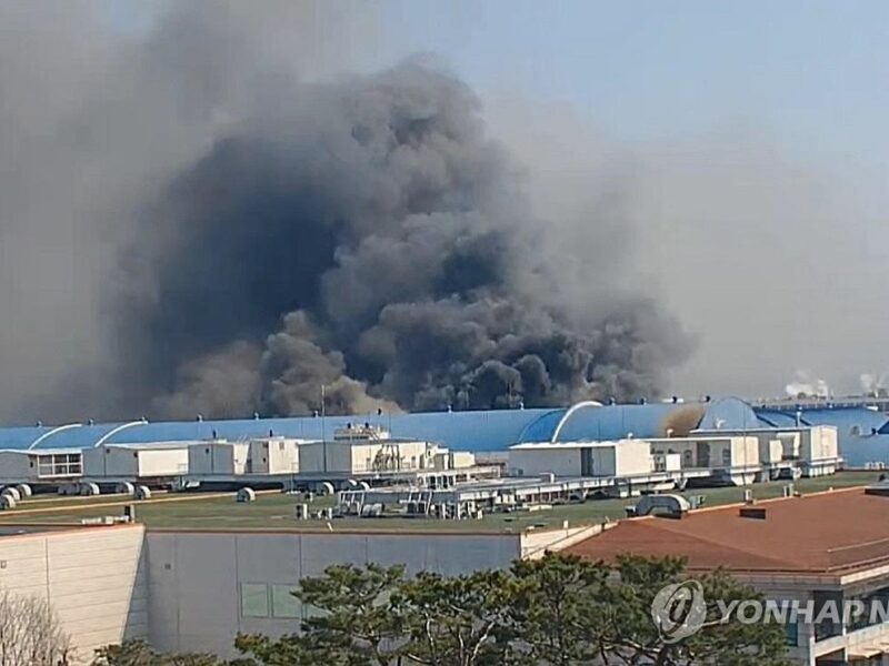 Пожежа на заводі у Південній Кореї: відомо про 10 загиблих