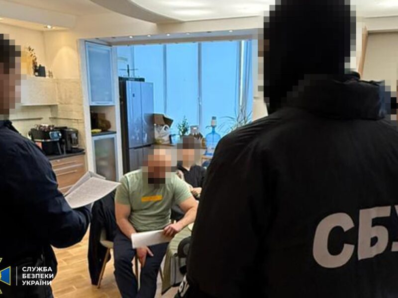 Продали “документів” на 17 млн: викрито схему легалізації іноземців у ЄС