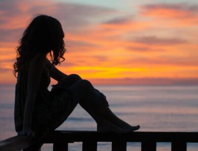 Психолог назвав корисні ознаки самотності