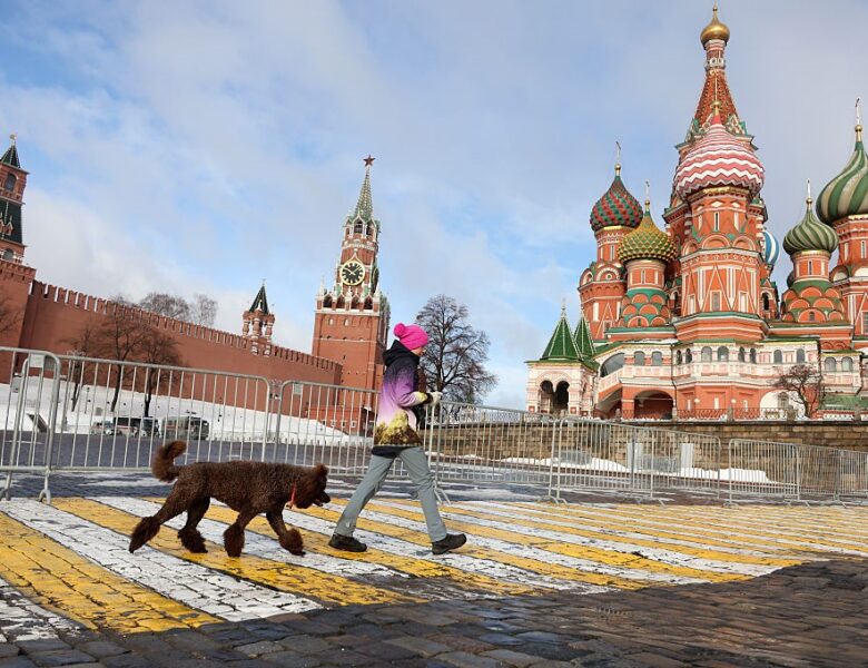 Рекордна кількість росіян виступає за мирні переговори – опитування